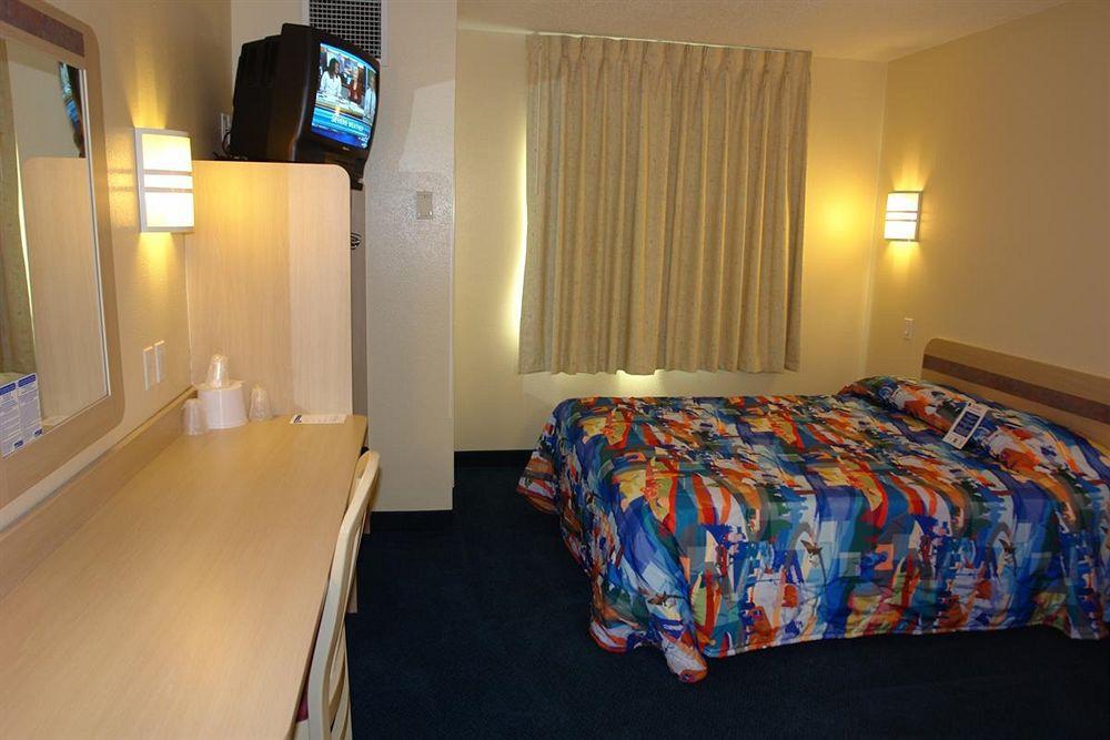 Motel 6-Portsmouth, Nh Bagian luar foto
