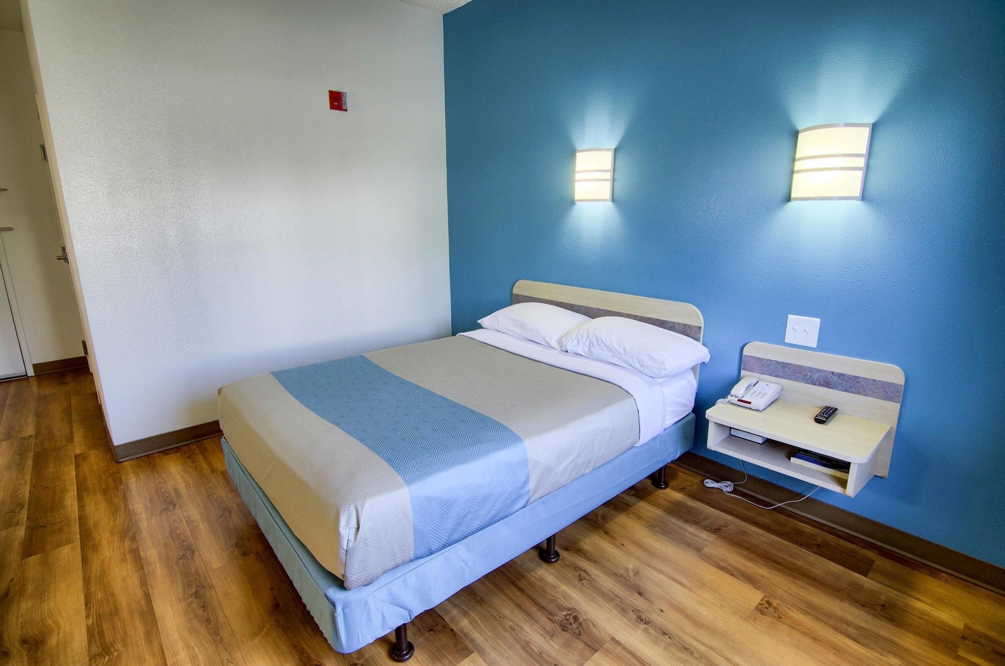 Motel 6-Portsmouth, Nh Bagian luar foto