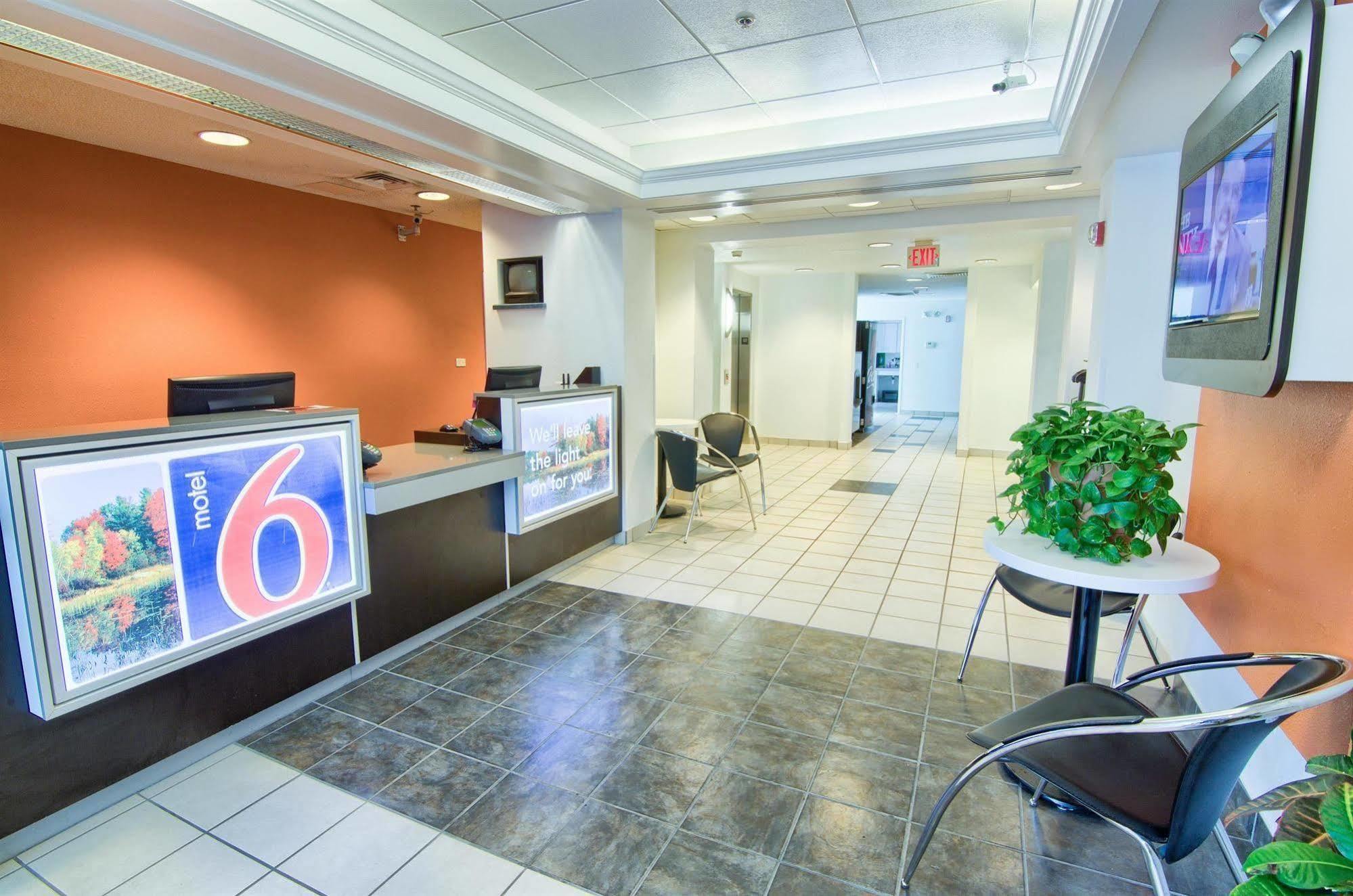 Motel 6-Portsmouth, Nh Bagian luar foto