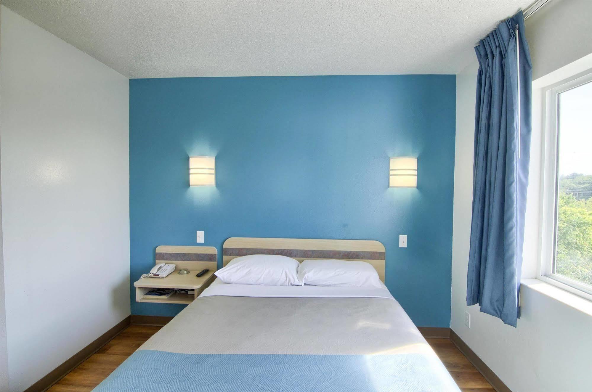 Motel 6-Portsmouth, Nh Bagian luar foto